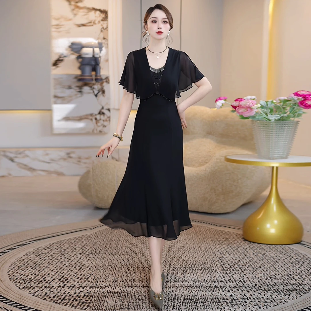 高端精致连衣裙女2025夏季新款减龄妈妈装遮肚子修身显瘦短袖裙子