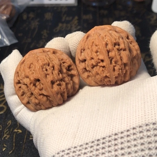 文玩核桃把件南彊石44.5mm