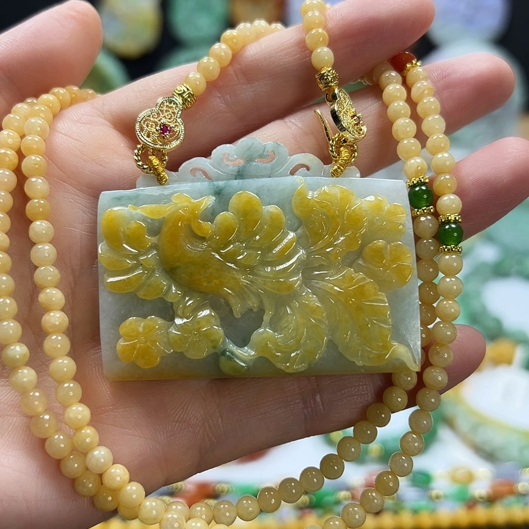 翡翠未镶嵌颈饰吊坠
