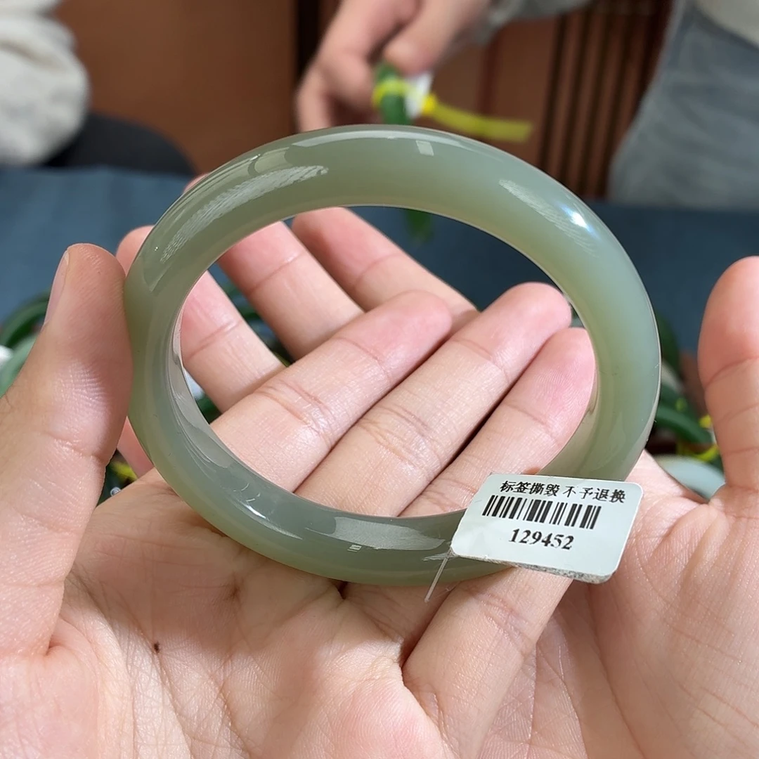 和田玉未镶嵌手镯5859