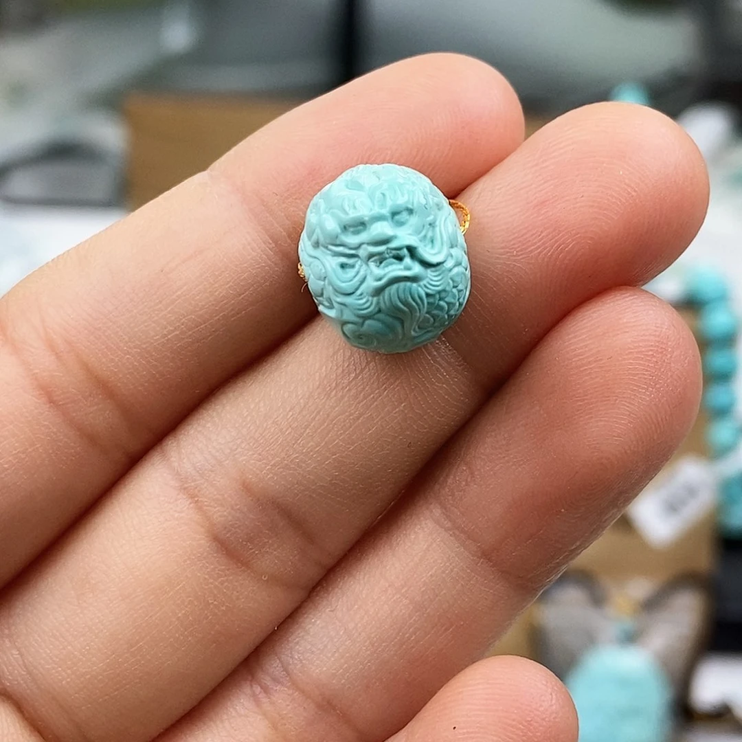 未镶嵌绿松石珠宝奇石