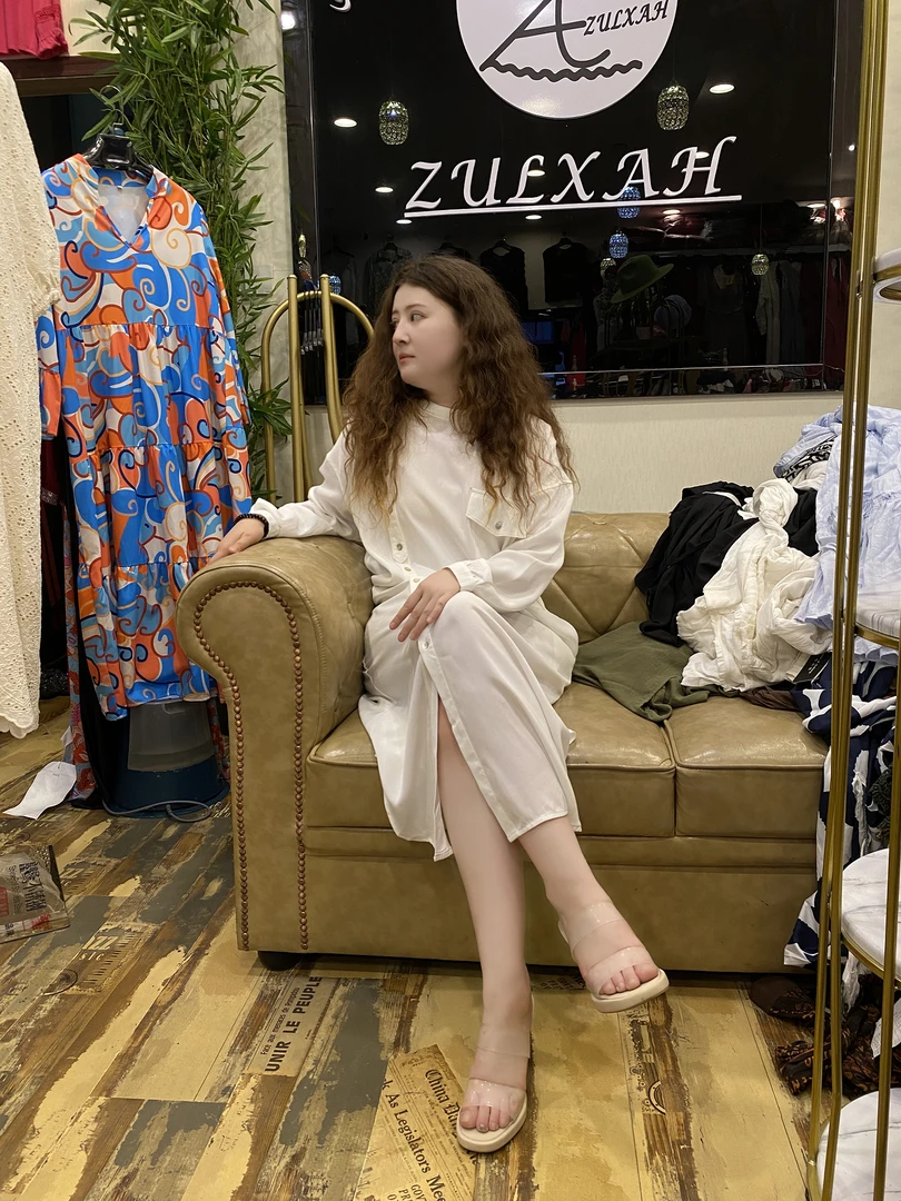 新款白色衬衫女夏季百搭宽松长袖衬衣时尚中长款纯色透气上衣