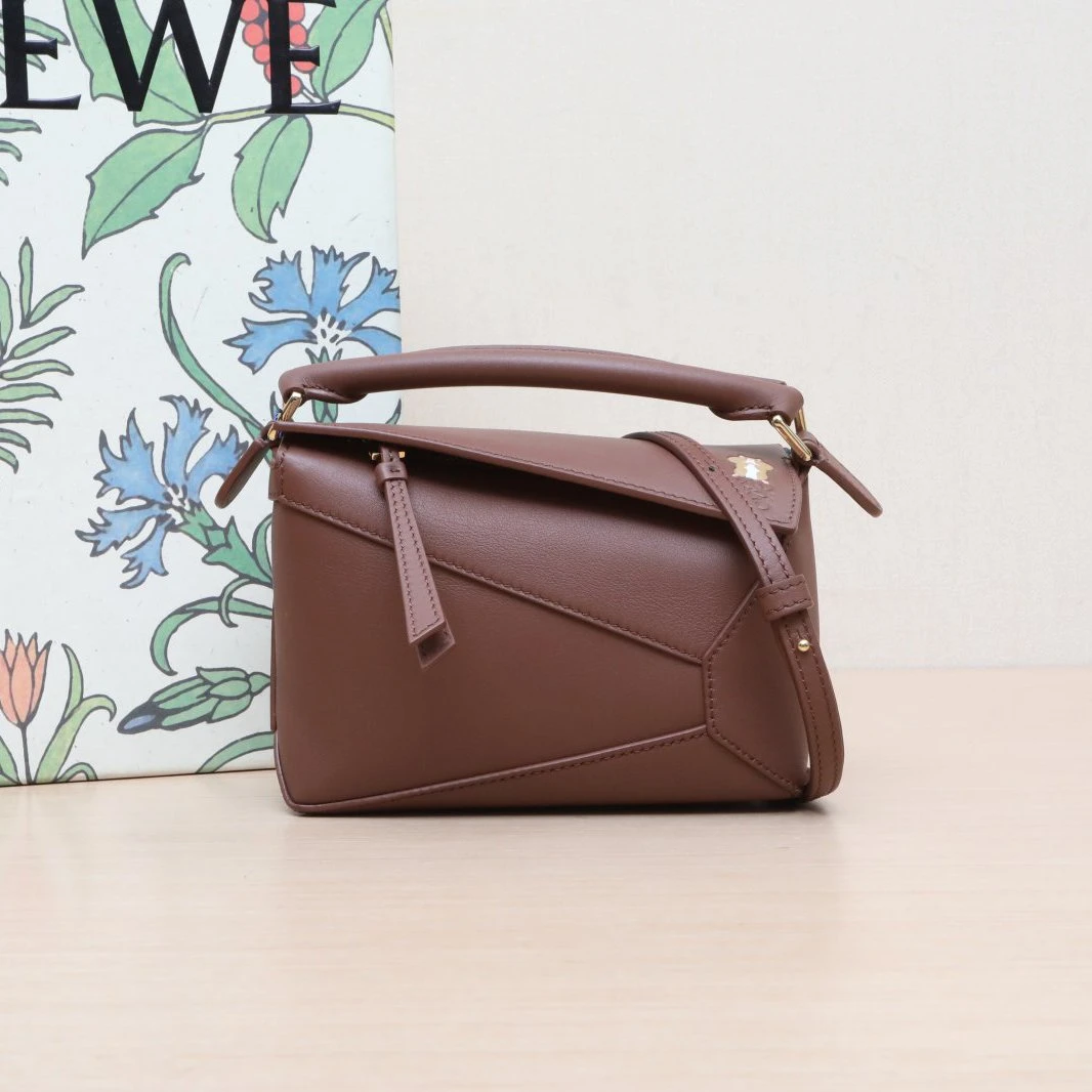 99新 LOEWE/罗意威 【娇活动】Puzzle 18 几何包 迷你 MINI 61072