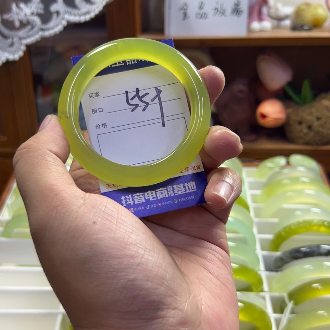 蛇纹石玉未镶嵌手镯484