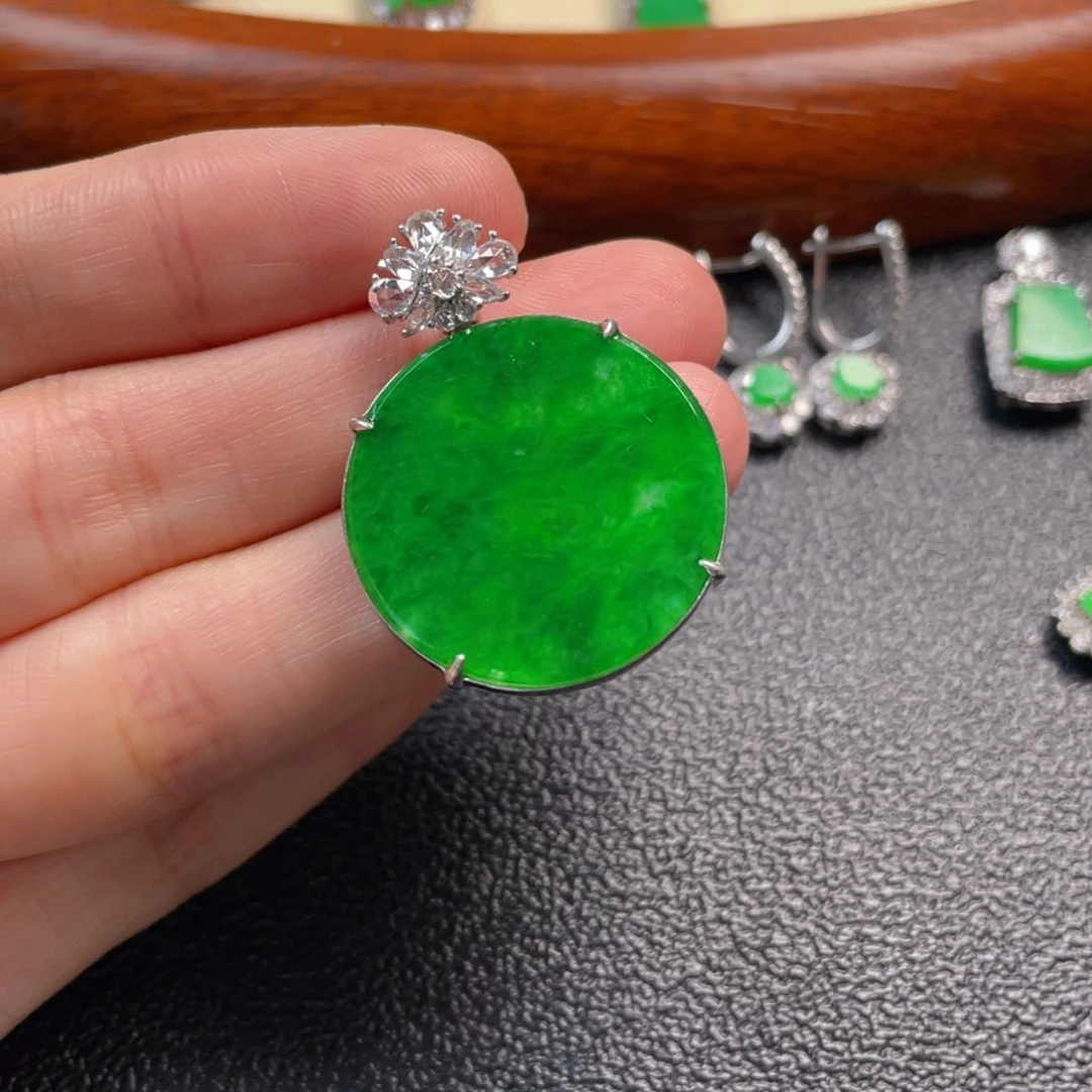 翡翠吊坠(不含链)银S925镶嵌