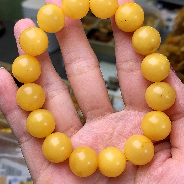 未镶嵌琥珀珠宝奇石