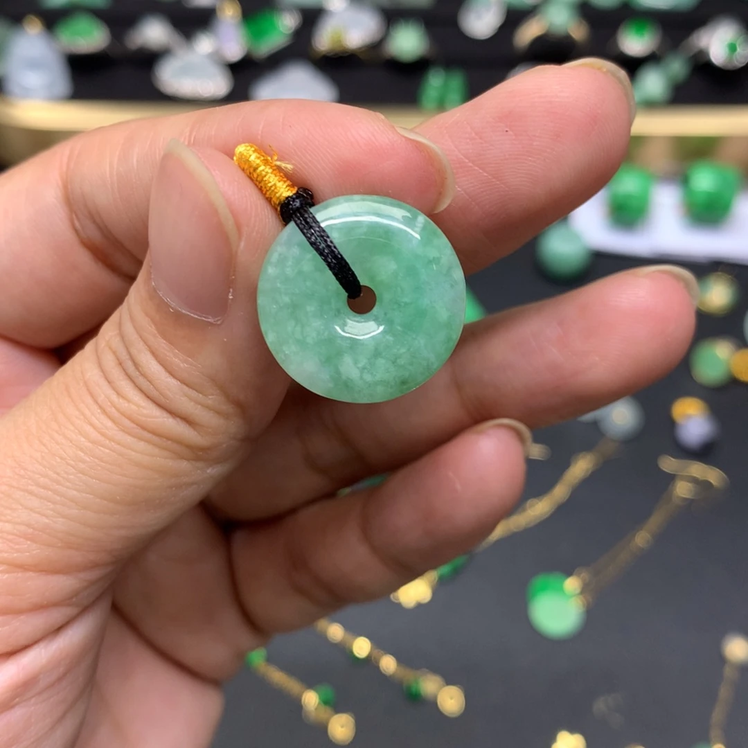 吊坠(不含链)未镶嵌翡翠有纹裂