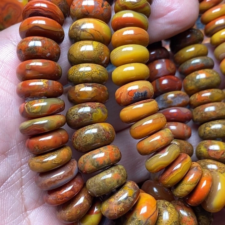 玛瑙/玉髓手串未镶嵌君*