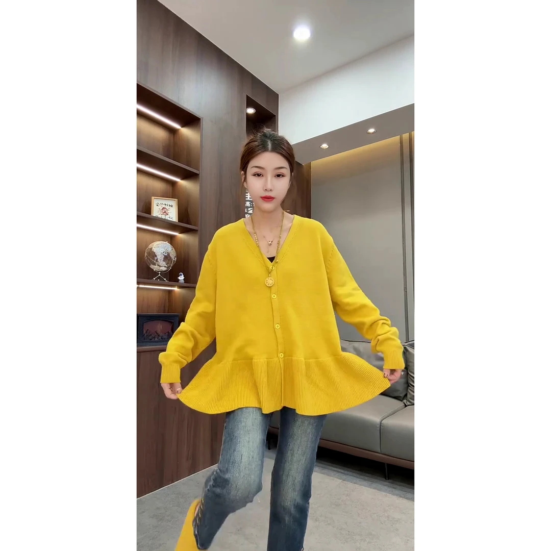 秋季新款时尚洋气减龄V领荷叶边下摆毛衣开衫