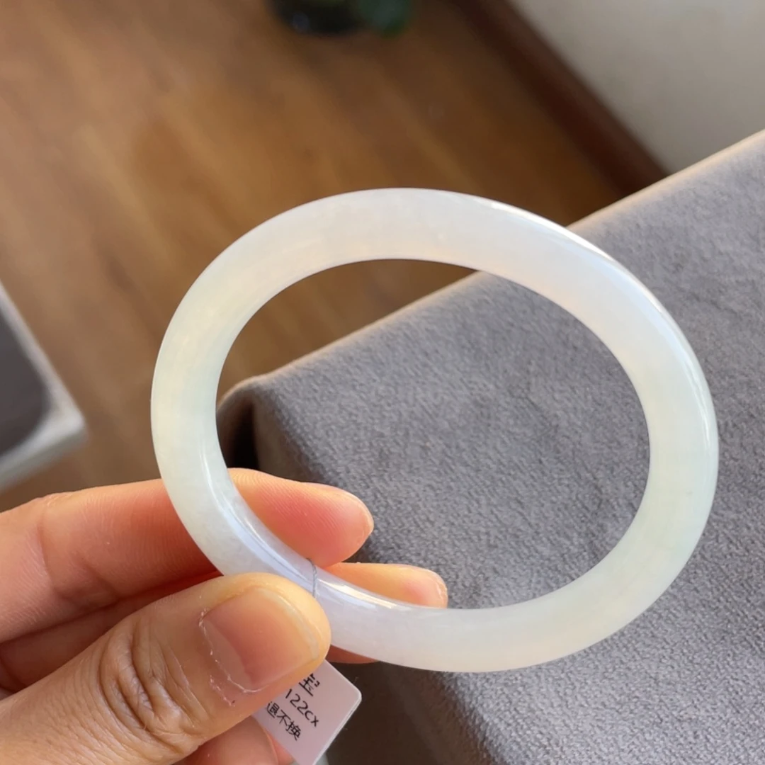 翡翠未镶嵌手镯贵圆