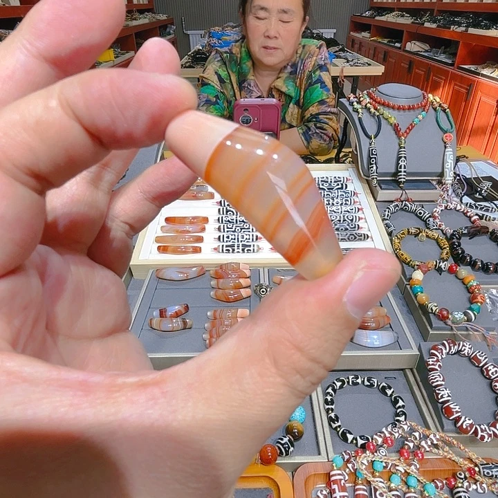 未镶嵌玛瑙/玉髓珠宝奇石