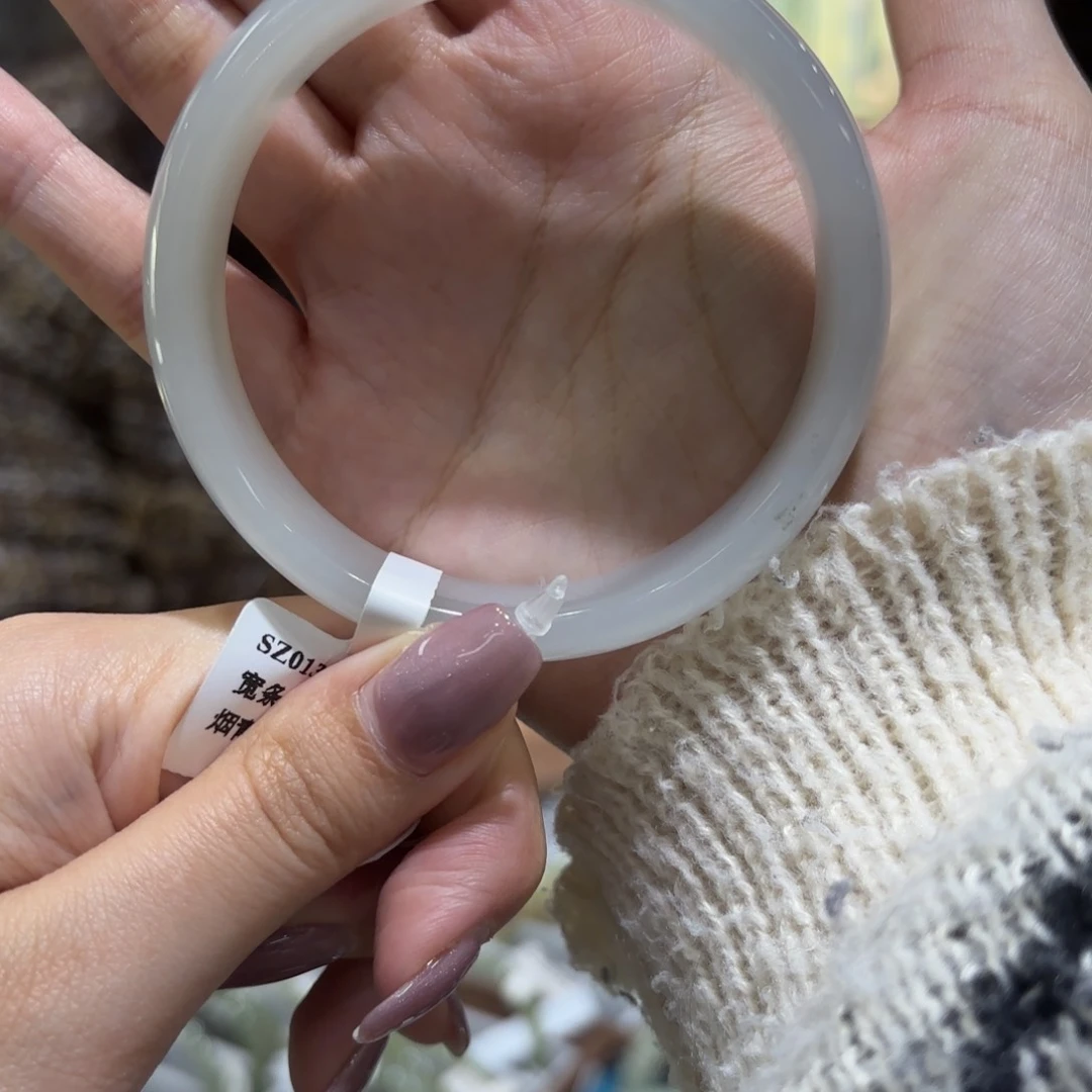 和田玉手镯未镶嵌60-61圈口冰烟紫