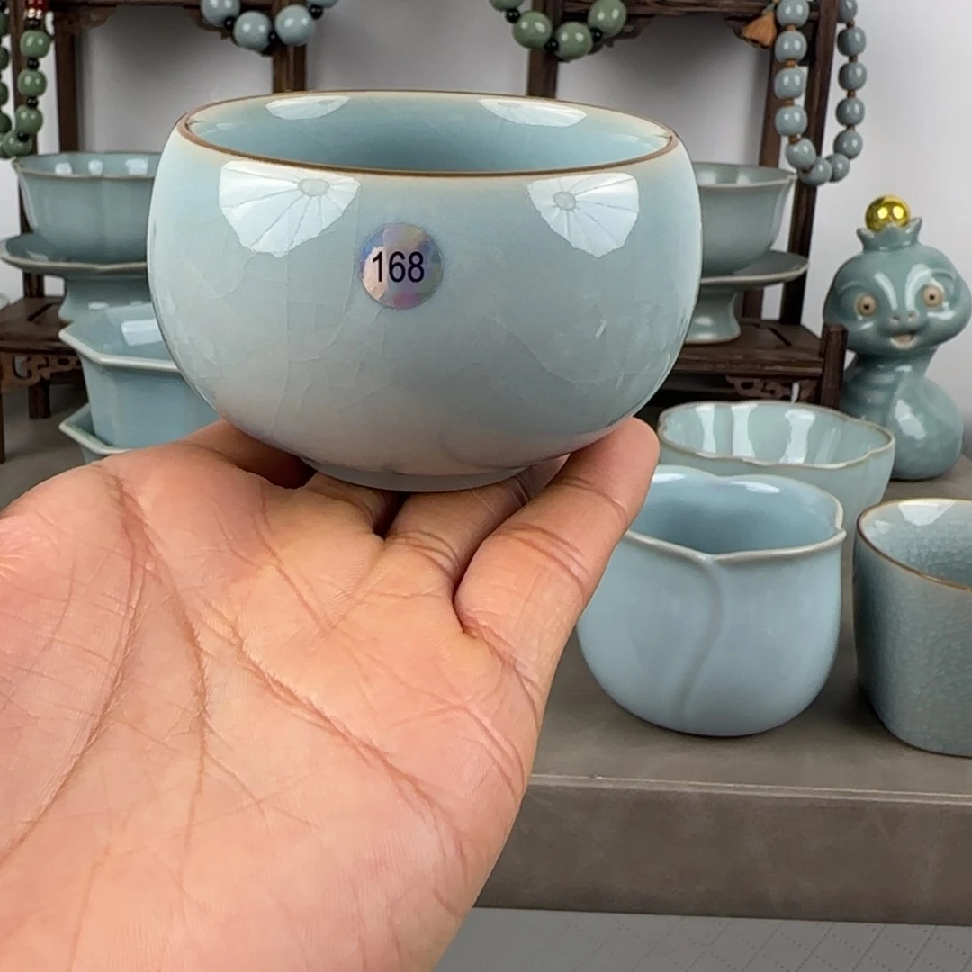 其他汝瓷圆融杯支钉烧天青釉描金边