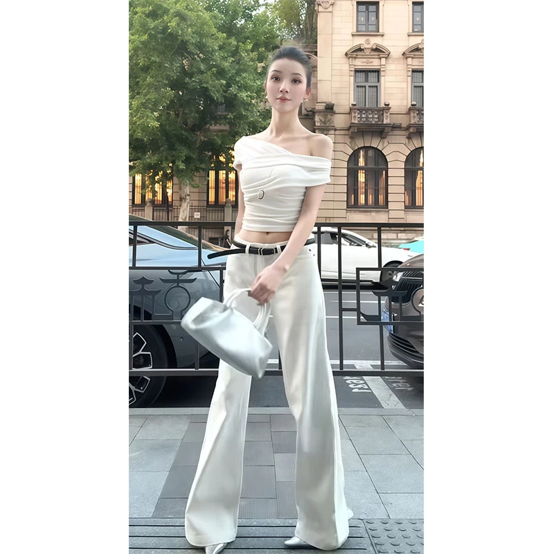 夏季2025通勤风修身显瘦穿搭斜肩上衣小众设计款休闲宽松百搭长裤