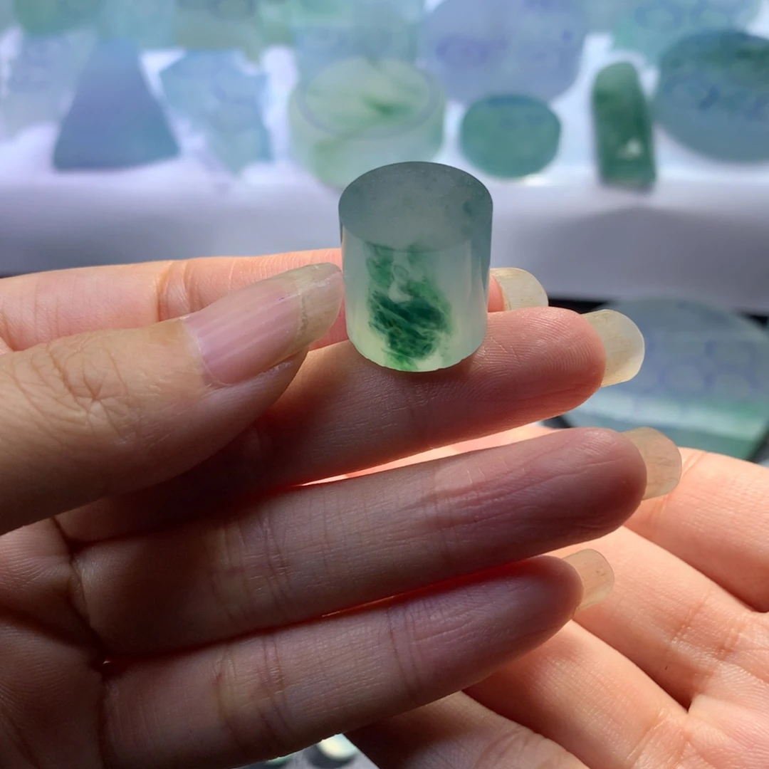 定制翡翠未镶嵌福利