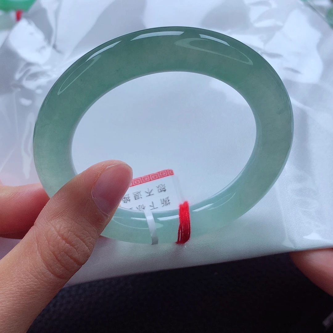 翡翠手镯未镶嵌50.8正冰起荧光