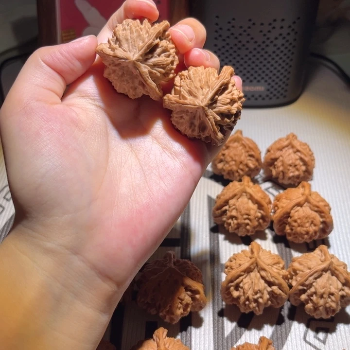 正***甲吊坠文玩核桃盘山三棱 041