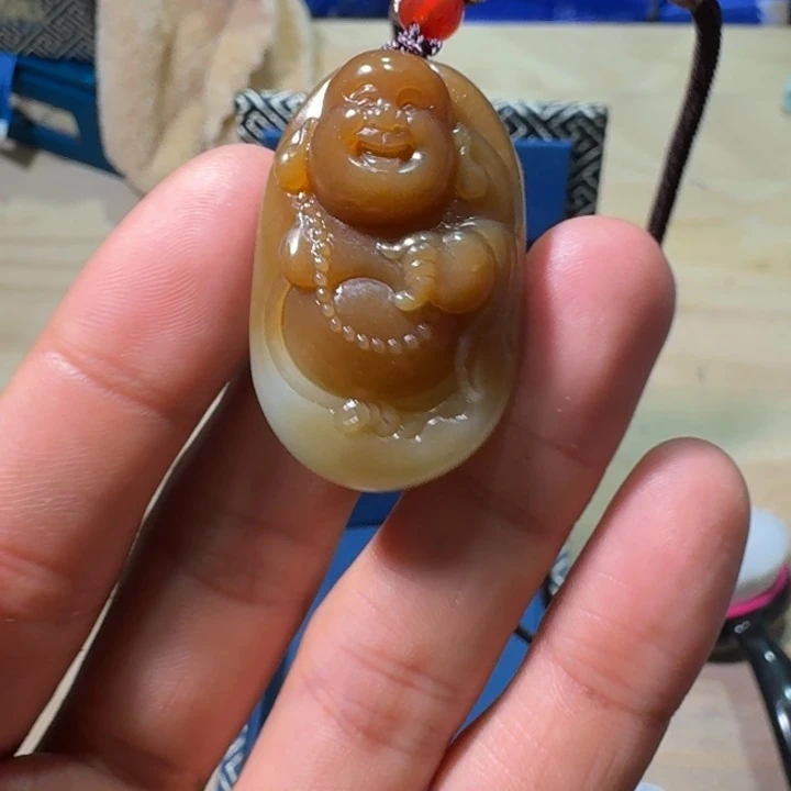 未镶嵌和田玉（糖玉）挂件