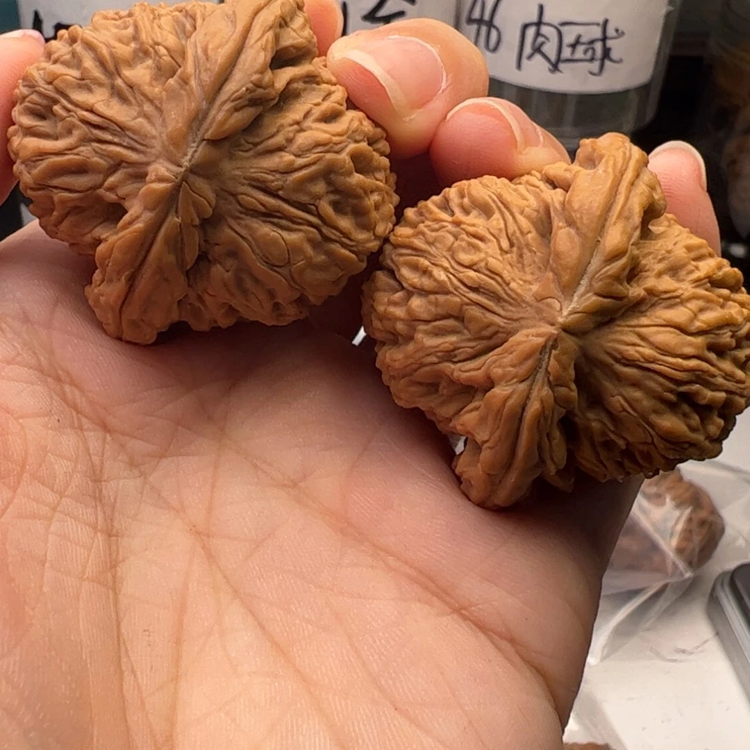文玩核桃吊坠南疆40