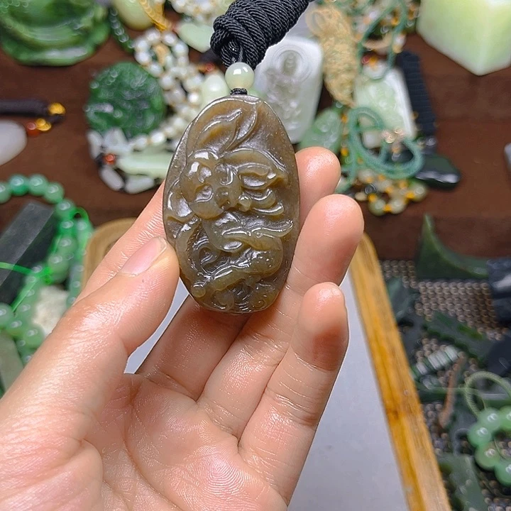 和田玉未镶嵌珠宝半成品?****3