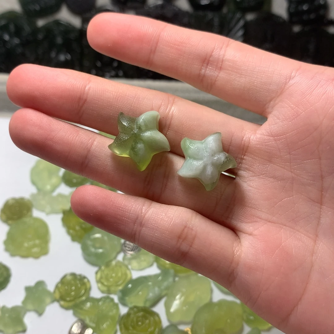 蛇纹石玉合金颈饰