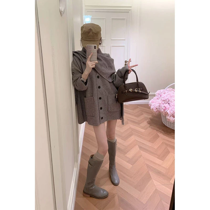 秋季新款修身显瘦设计感复古气质时尚高级感开衫上衣针织围巾套装