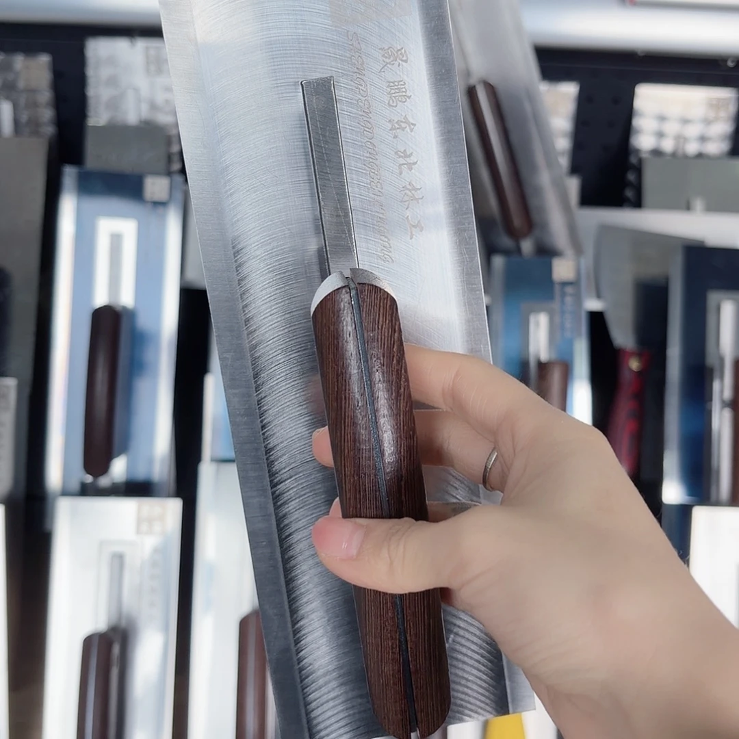 落***在27.85.92一体油工抹子一个