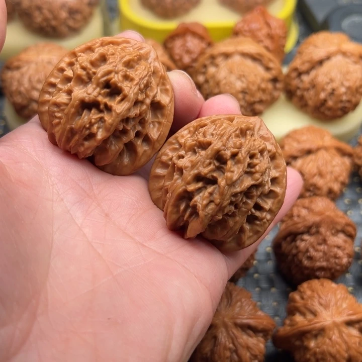 文玩核桃吊坠霞云领42全品