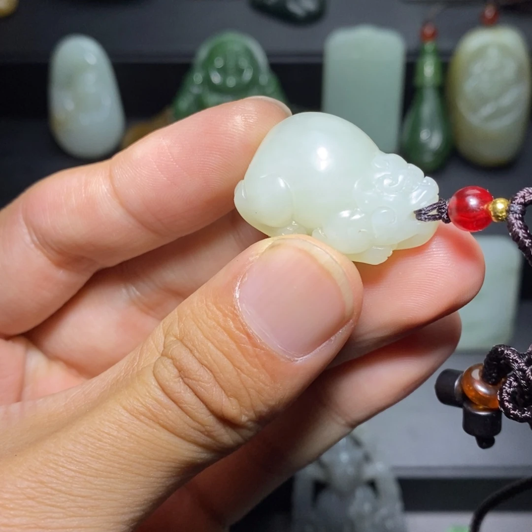 颈饰未镶嵌和田玉