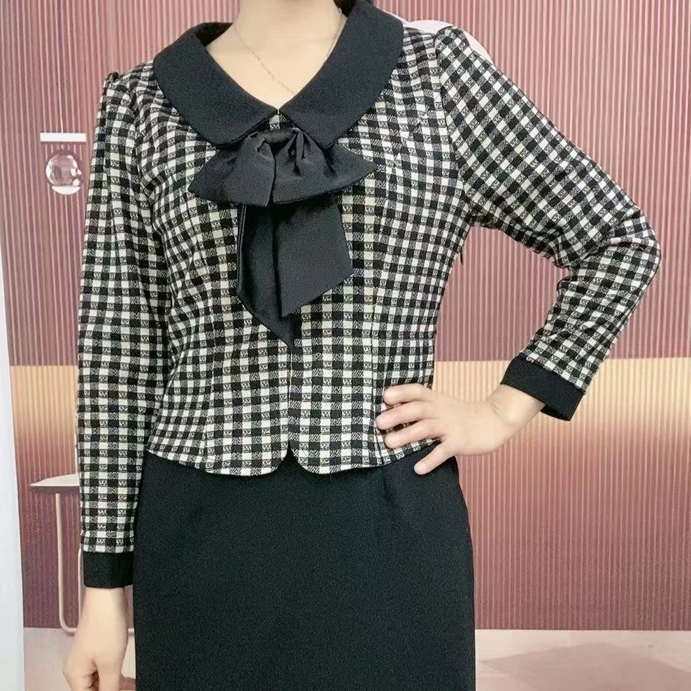 2506春季新款气质显瘦时尚减龄百搭拼接款高品质蝴蝶结连衣裙