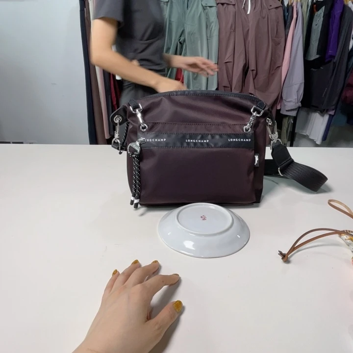 瓷片199。。。。。。。。。。。。。。。。。