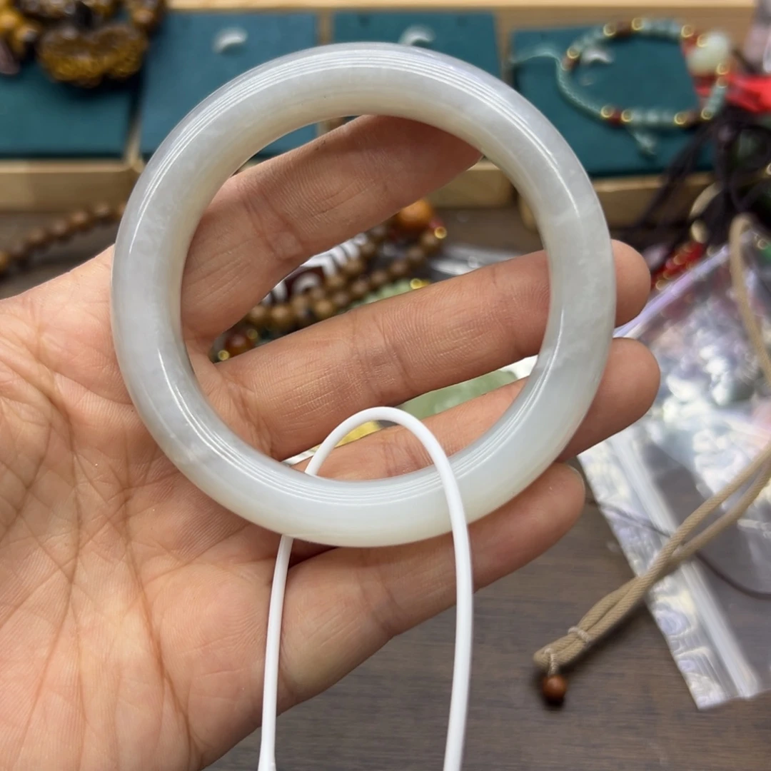 和田玉未镶嵌手镯58.5圈围063