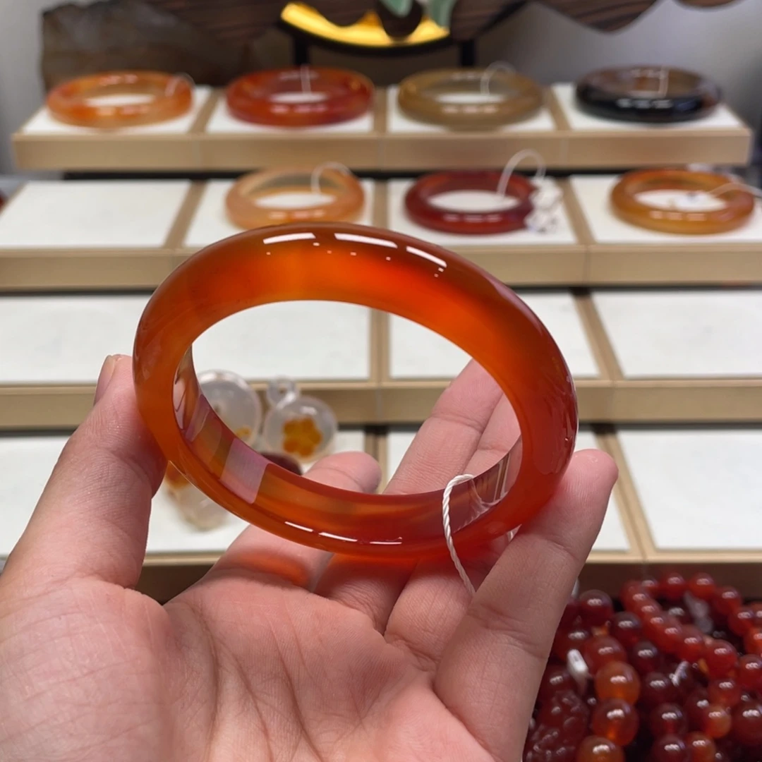 玛瑙/玉髓未镶嵌手镯