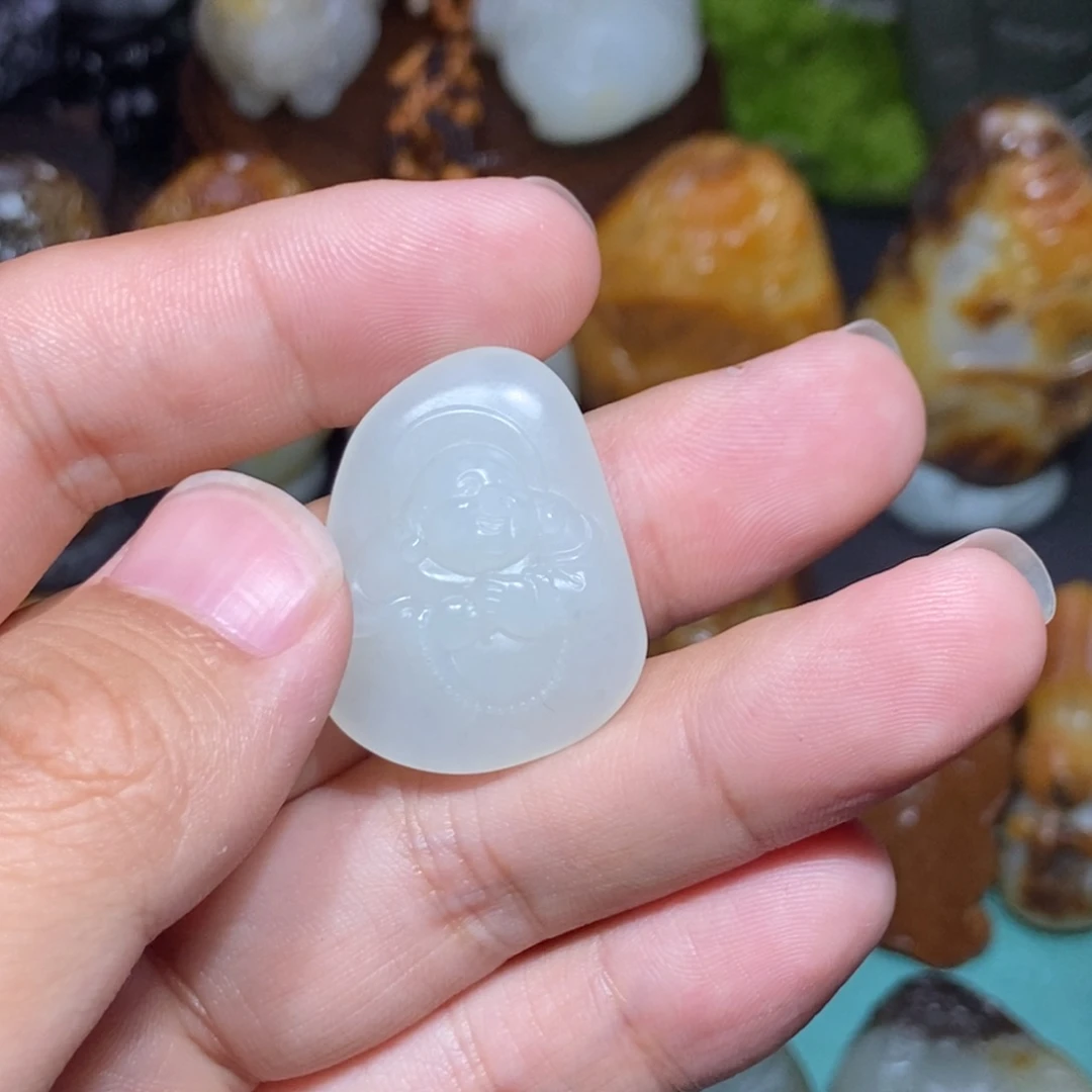 未镶嵌和田玉（子料）挂件