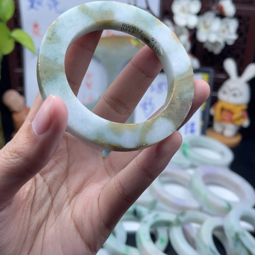 定制翡翠未镶嵌正圈