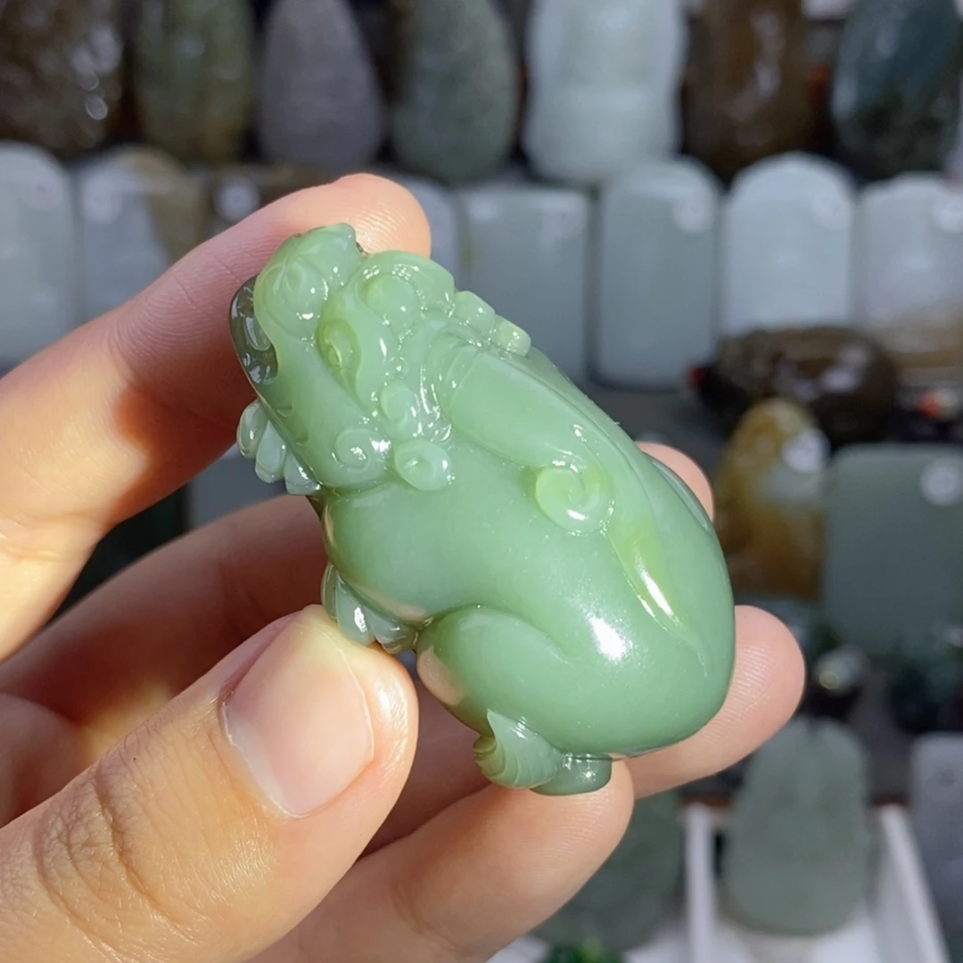 和田玉（糖玉）未镶嵌颈饰