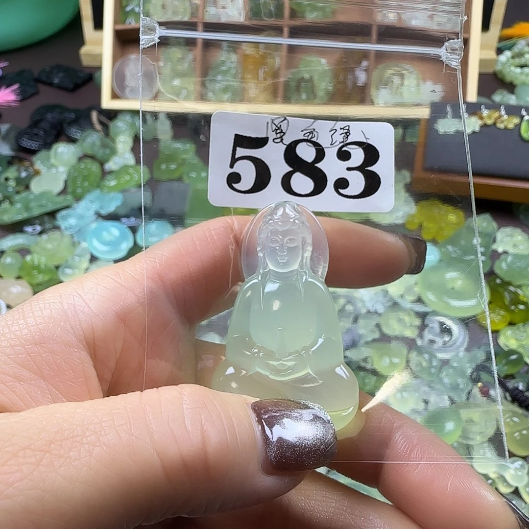 尘***花蛇纹石玉未镶嵌岫玉吊坠