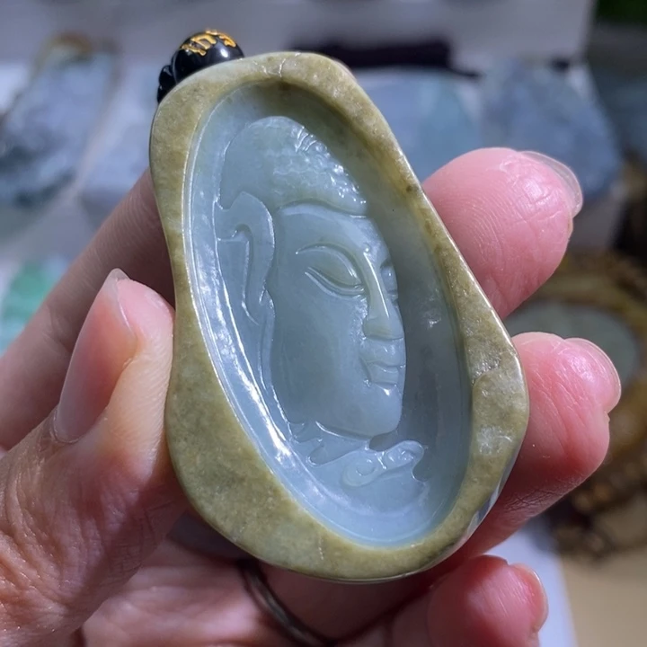 【闪购商品】颈饰未镶嵌翡翠佛