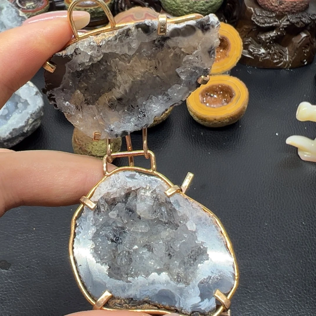 未镶嵌水晶大型摆件（非配饰）