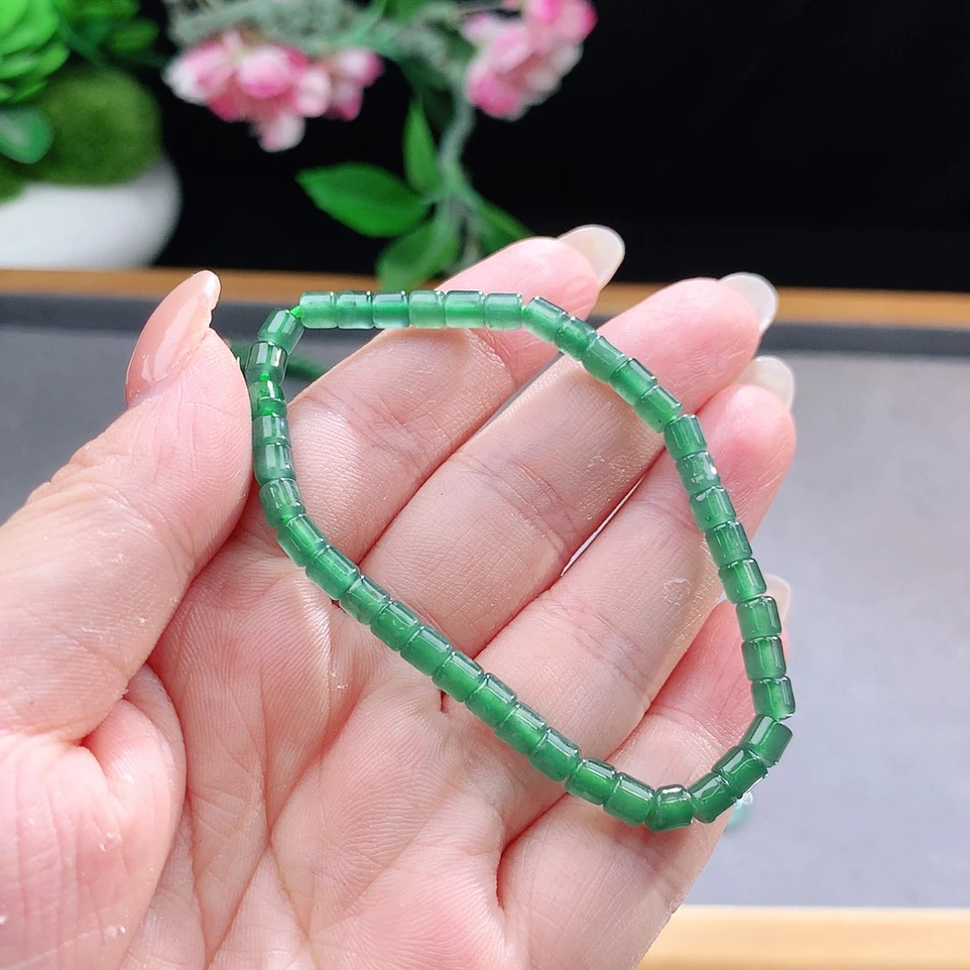 未镶嵌手镯（圆镯）翡翠