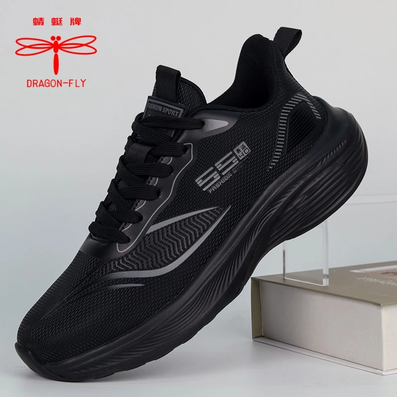 蜻蜓牌秋冬款皮面防水新品跑步鞋休闲系带透气车缝线轻便防滑男鞋