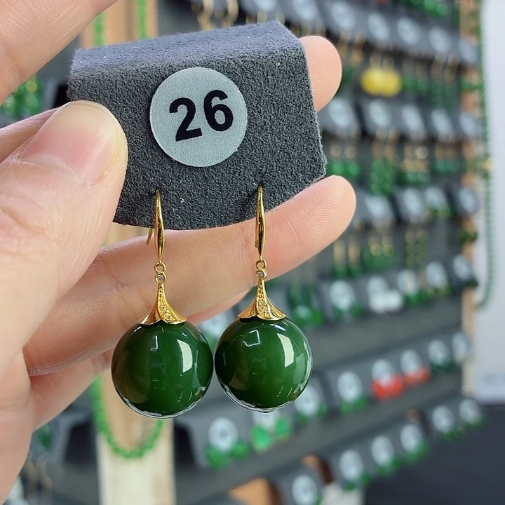 和田玉18K金镶嵌耳饰