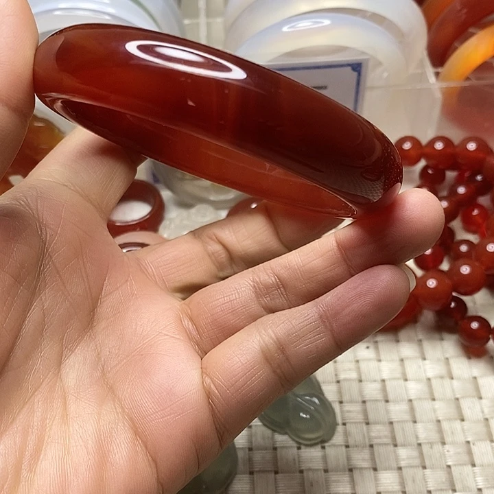 玛瑙/玉髓未镶嵌手镯