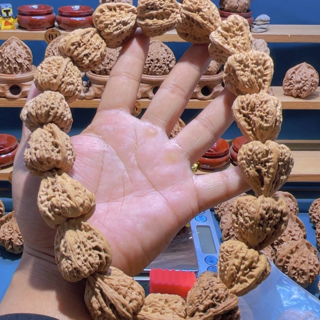 狂***⁼吊坠文玩核桃涿鹿南疆石三角手持