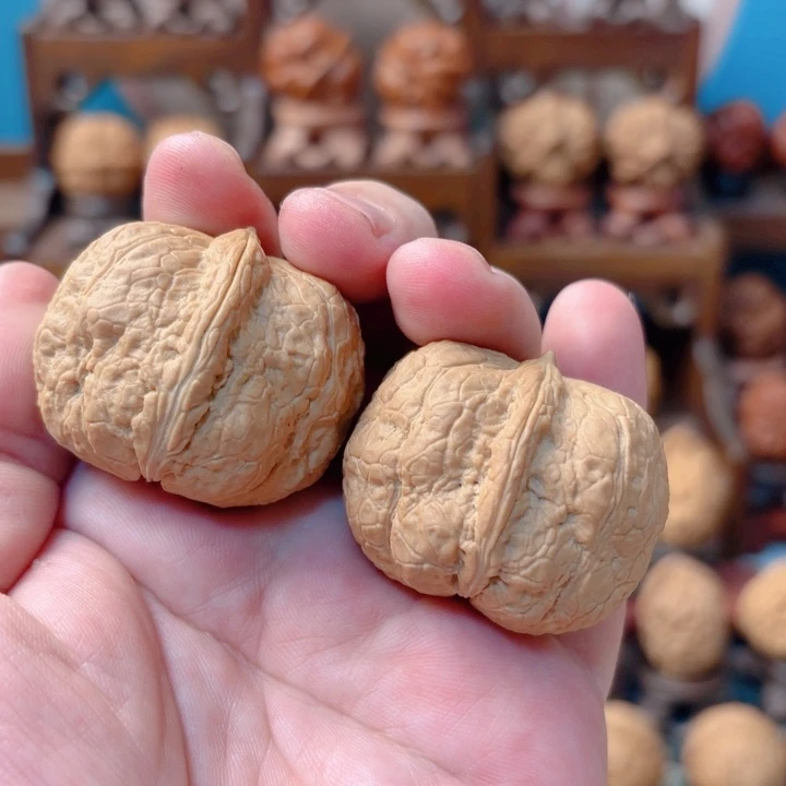 文玩核桃把件✓三足