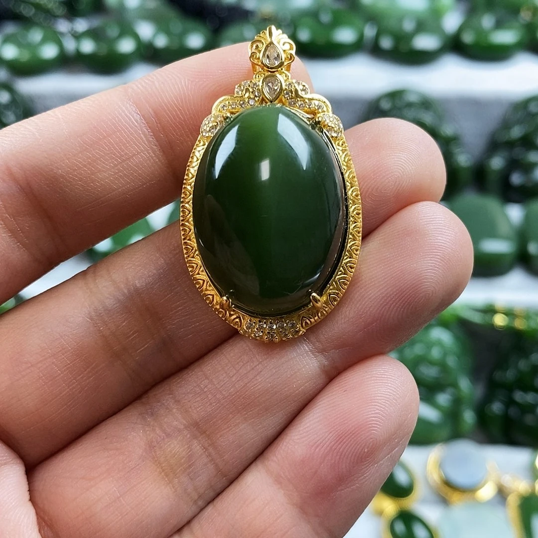 和田玉（碧玉）未镶嵌颈饰