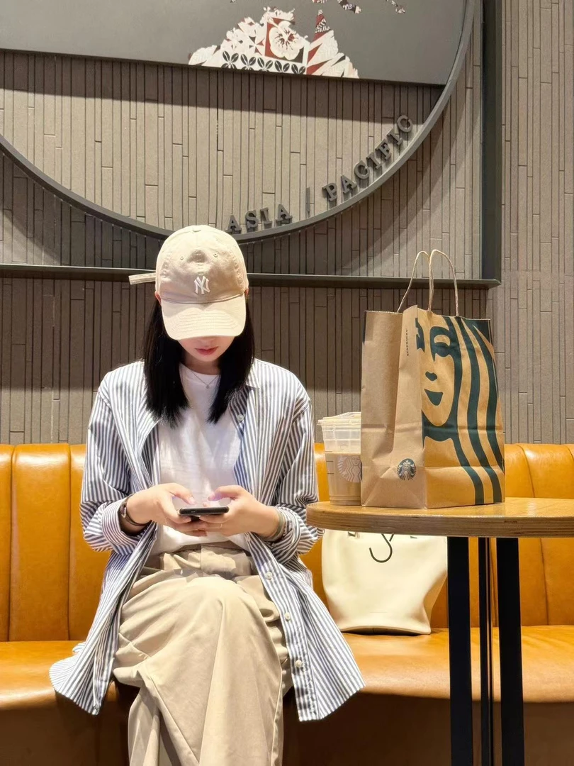 2025春季新款韩系简约条纹衬衫白色简约圆领t恤百搭休闲阔腿裤