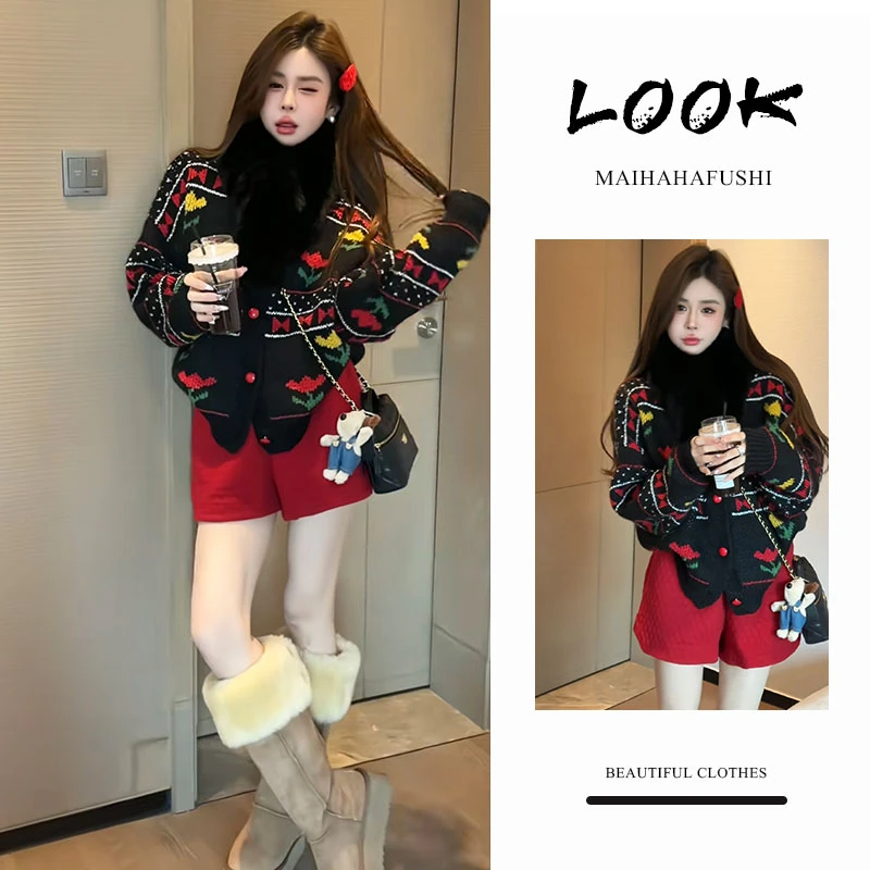 冬季一整套女装2025新款韩版圣诞氛围感针织毛衣高腰短裤两件套装