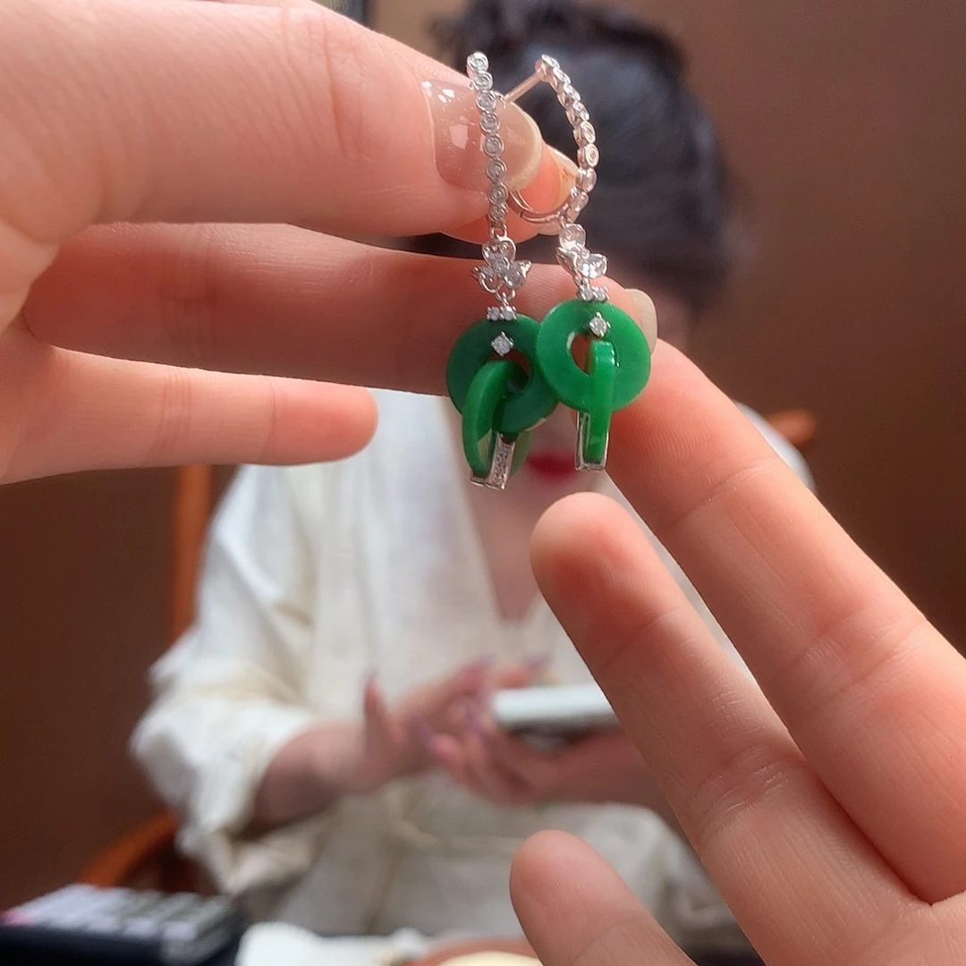 翡翠18K金镶嵌耳饰耳饰