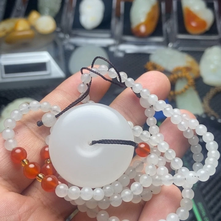 和田玉未镶嵌吊坠(不含链)